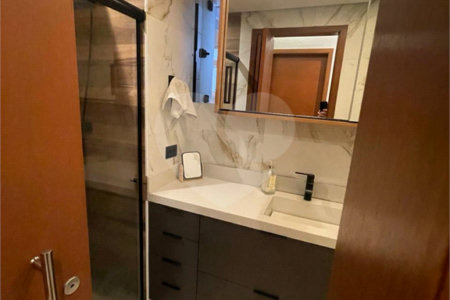 Apartamento com 70m², 3 dormitórios, 1 suíte, 1 vaga, à venda na Vila Guilherme.