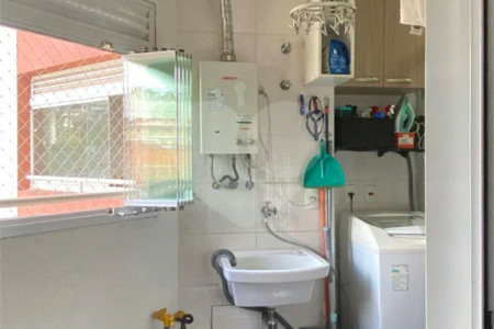 Apartamento com 48m², 2 quartos, garagem, à venda na Vila Nova Cachoeirinha