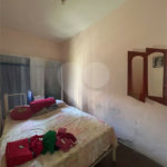 Oportunidade: 2 Casas térreas no Mesmo Terreno