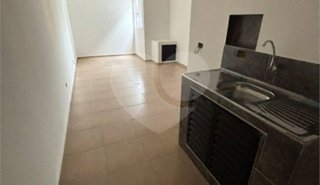 Kitnet para alugar com 1 quarto em Ferreira, São Paulo, SP