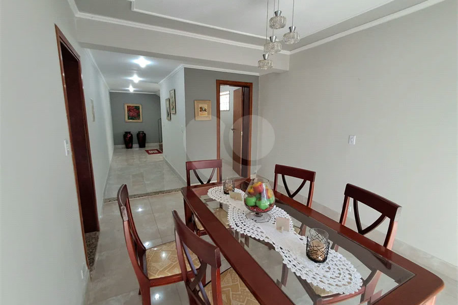 Casa à venda no bairro Castelinho, Piracicaba/SP.
