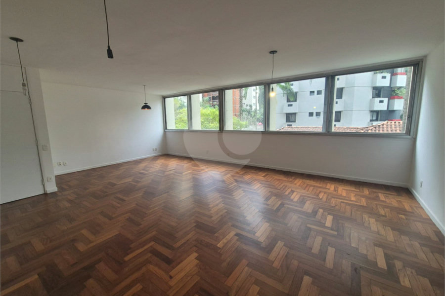 Apartamento à venda com 4 quartos, sendo 1 suíte,  em Itaim Bibi, São Paulo, SP