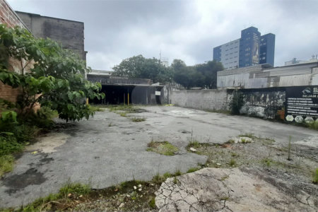 **TERRENO À VENDA NO CENTRO DE SÃO BERNARDO DO CAMPO | 349 m² | EXCELENTE OPORTUNIDADE PARA INVESTIDORES**
