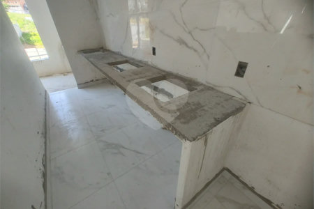 Apartamento 2 dormitórios (1 suíte) com vaga garagem, excelente localização, programa MCMV