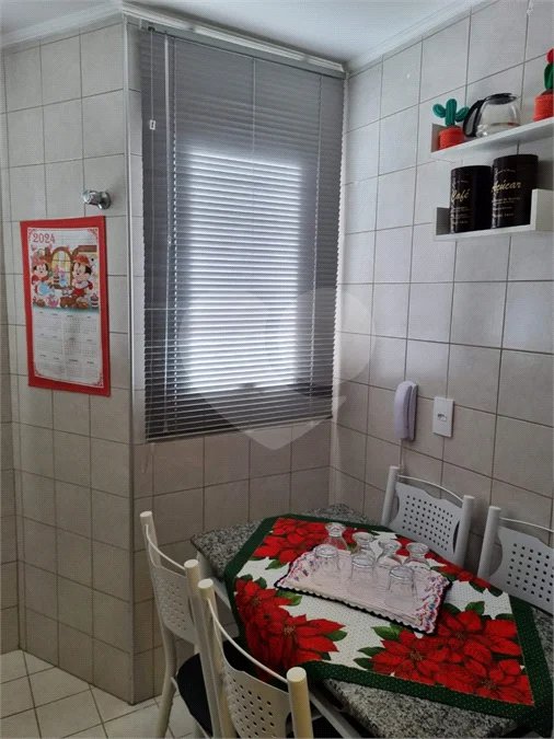 Apartamento tipo kit net á venda centro de Indaiatuba, sem vaga de garagem.