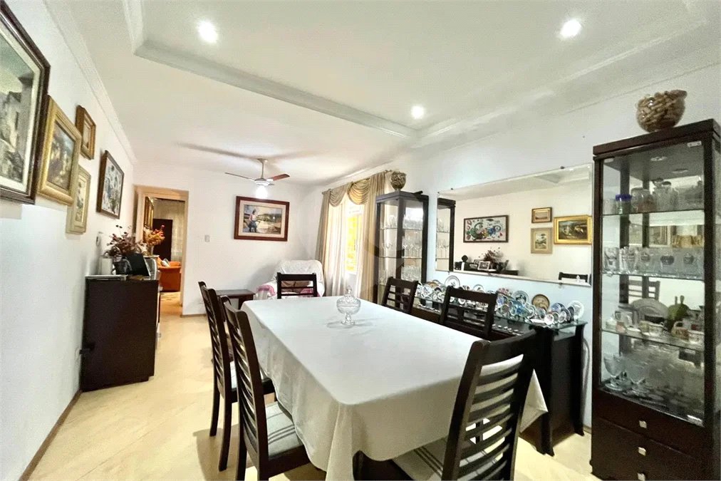 Casa à venda com 160m², 3 quartos e 2 vagas