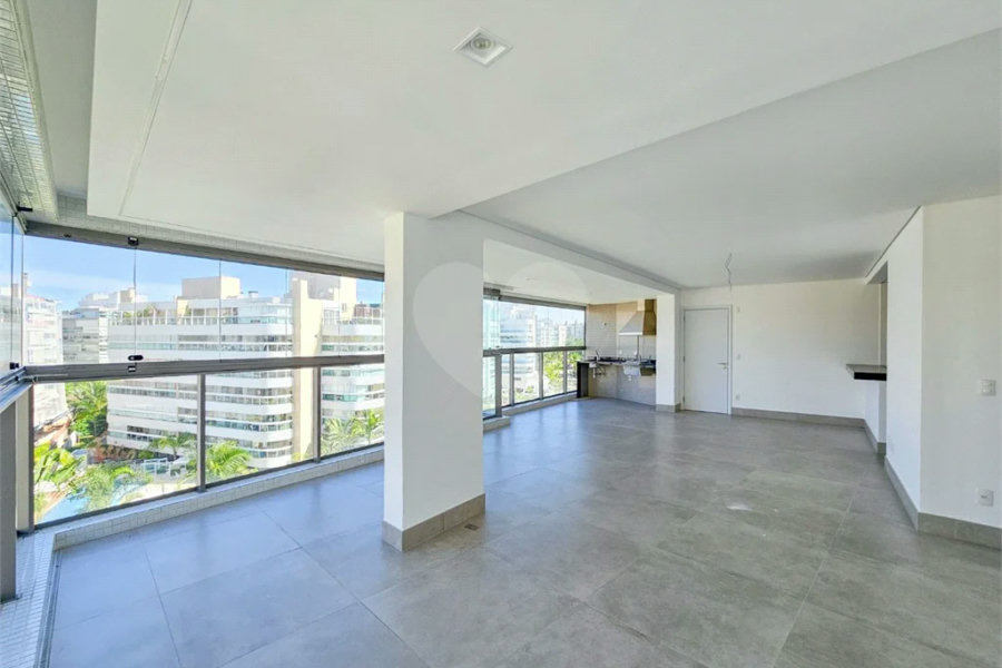 Apartamento à venda com 4 quartos, sendo 3 suítes,  em Riviera de São Lourenço, Bertioga, SP