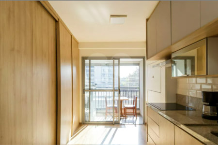Studio moderno e funcional em Moema!