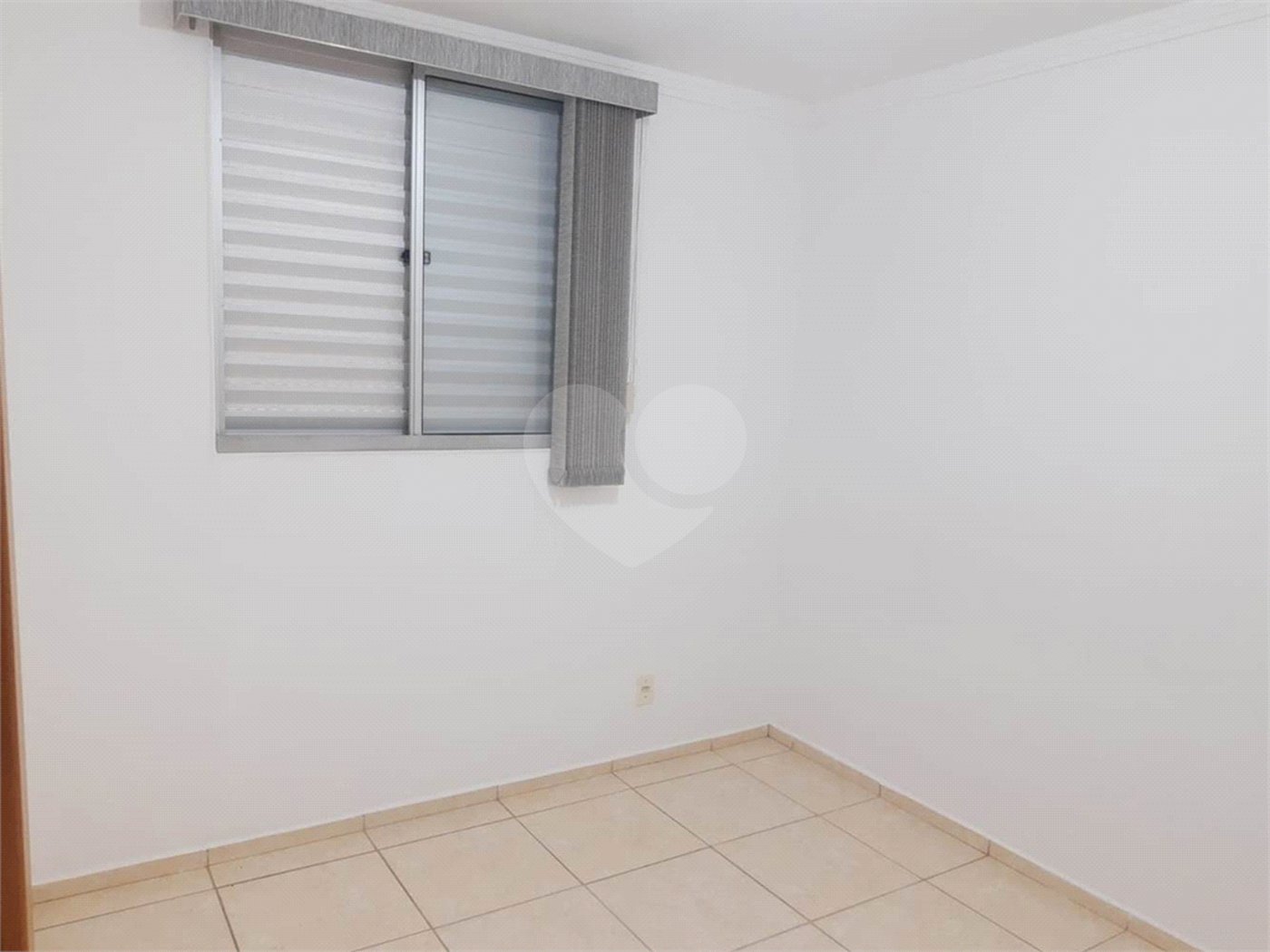 Apartamento térreo no Condomínio Residencial Monte Everest