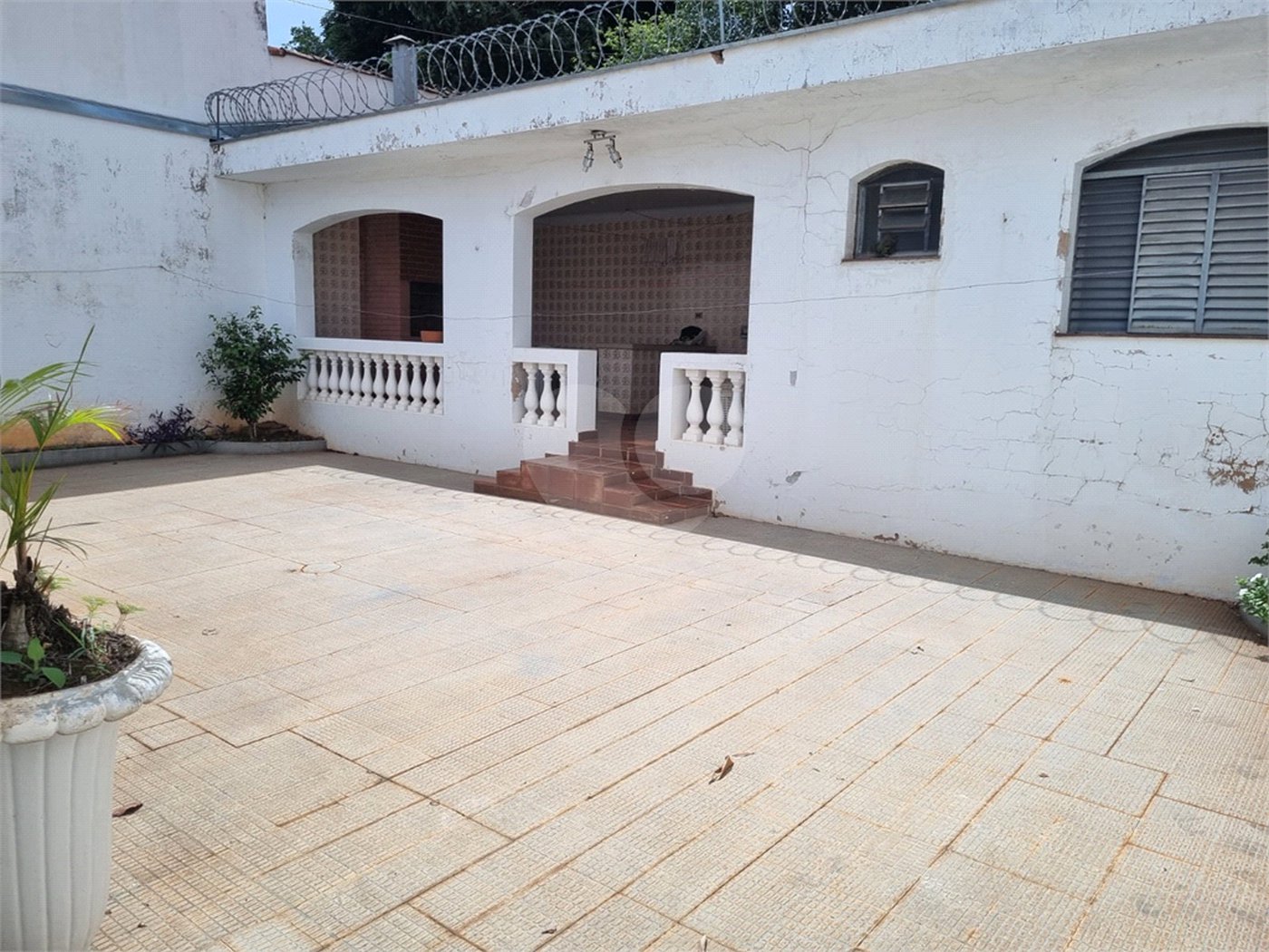 Casa comercial para locação no Centro