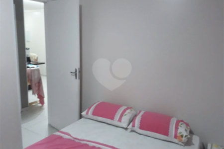 Apartamento à venda com 2 quartos em Vila Paranaguá, São Paulo, SP