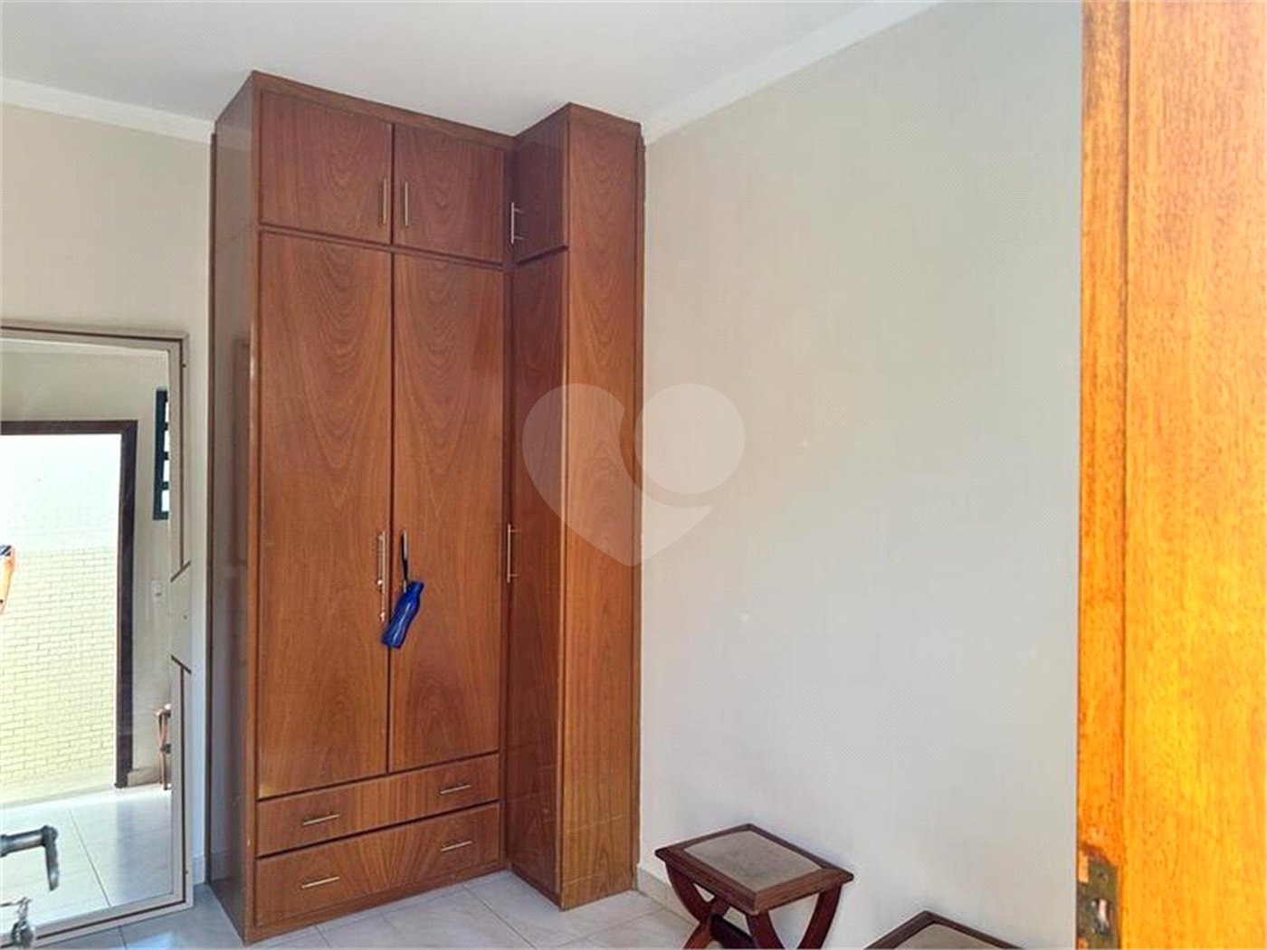 Sobrado com 5 dorm. sendo 2 suites