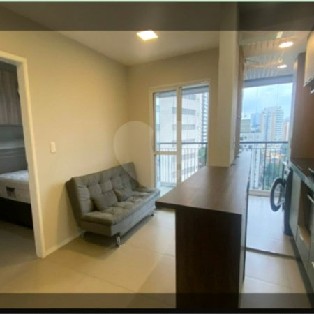 Apartamento mobiliado à venda na Vila Mariana, 2 quartos, varanda