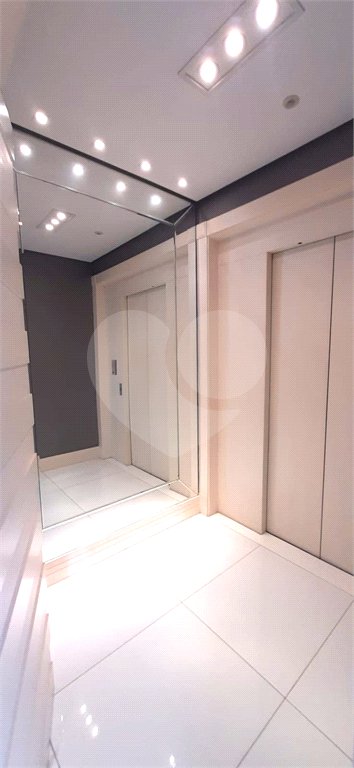 Apartamento Alto Padrão de 176m² na Aclimação — São Paulo/SP