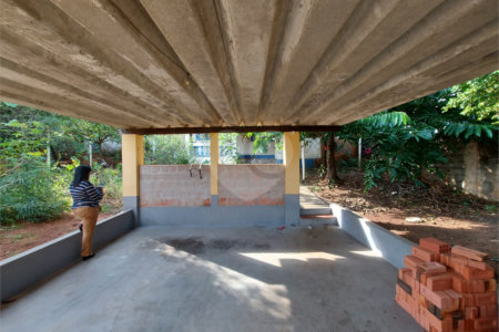 Terreno com 586,00 m² de área total na Vila Costa do Sol.