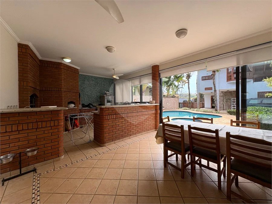 Casa a Venda no Condomínio Vista Alegre - Sede em Vinhedo/SP