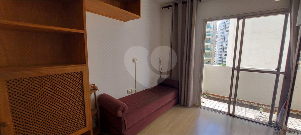Apartamento à venda ou locação na Saúde com 46m², 1 dormitório e 1 vaga de garagem,