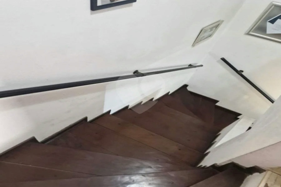 Casa à venda com 3 quartos, sendo 1 suíte, em Vila Paulista, São Paulo, SP