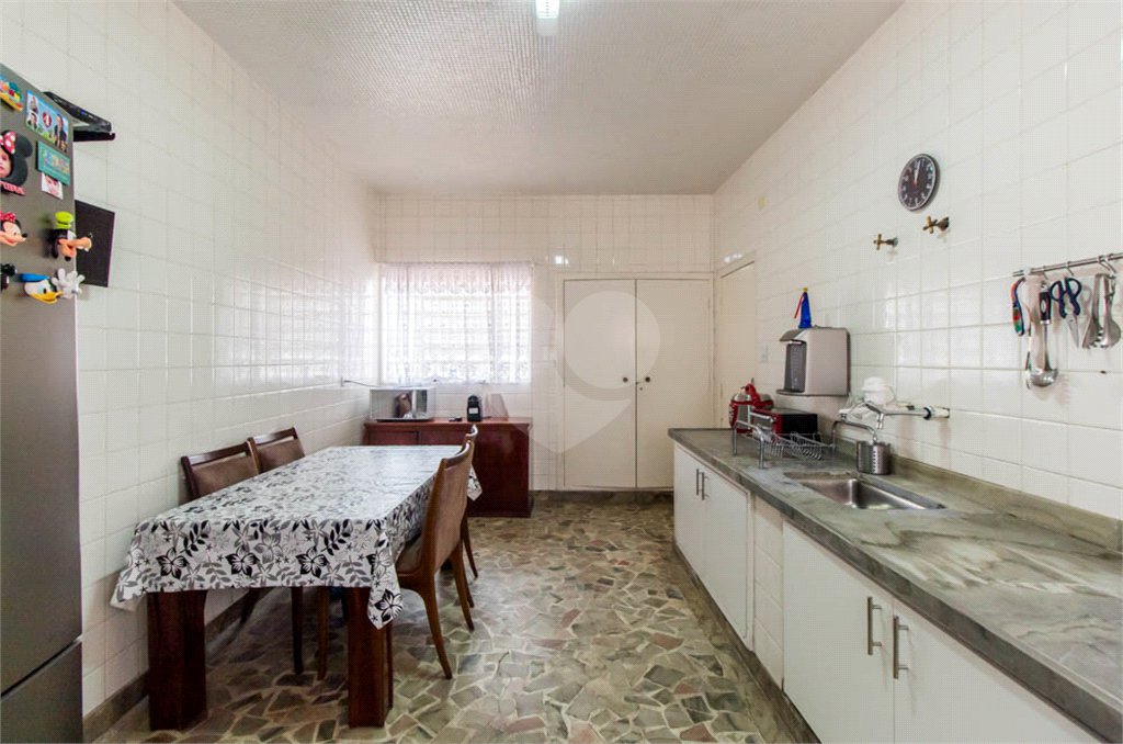 CASA TÉRREA 250m2 construídos/600 m2 de Terreno - metrô S.Judas