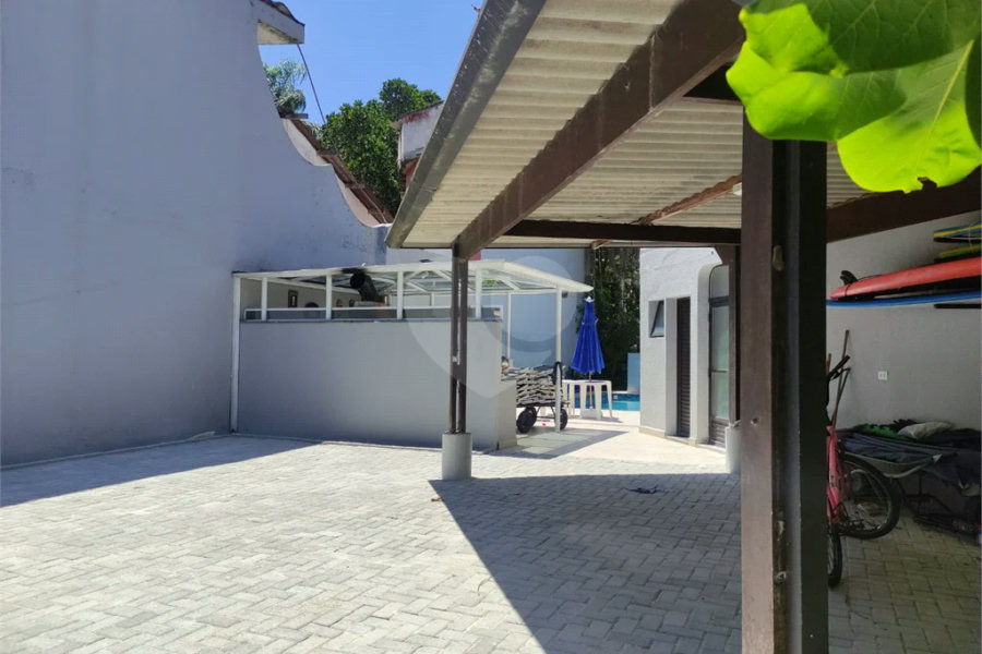 Casa à venda com 6 quartos, sendo 3 suítes, em Costa do Sol, Bertioga, SP