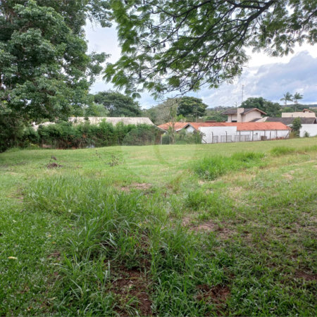 Loteamento Residencial no Condomínio Vila Pinhal do Broa