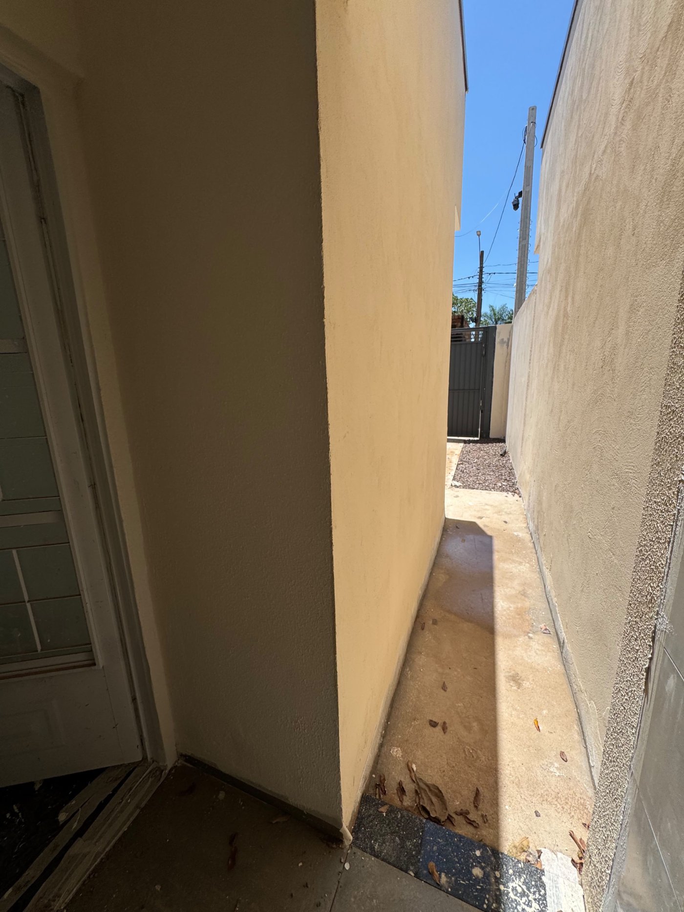 Casa à venda com 2 quartos em Jardim Aeroporto, Três Lagoas, MS