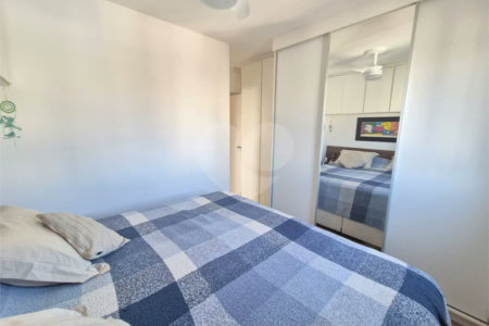 Apartamento Vila Mariana ,2 dormitórios sendo 1 suíte e 2 vagas.