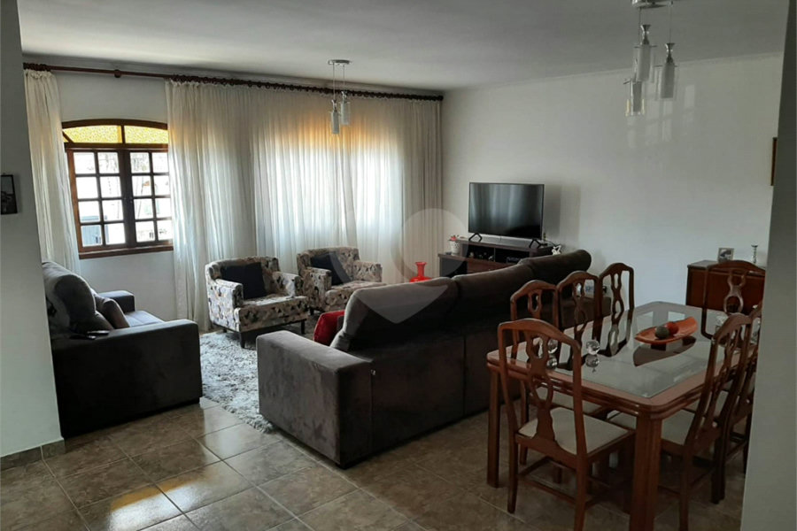 Casa no Jardim Leonor