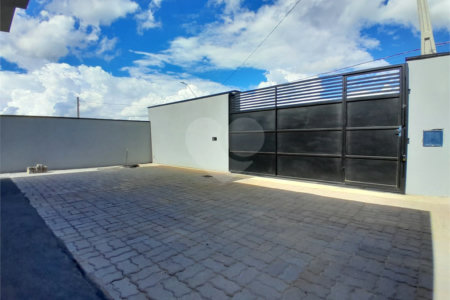 Casa recém construída