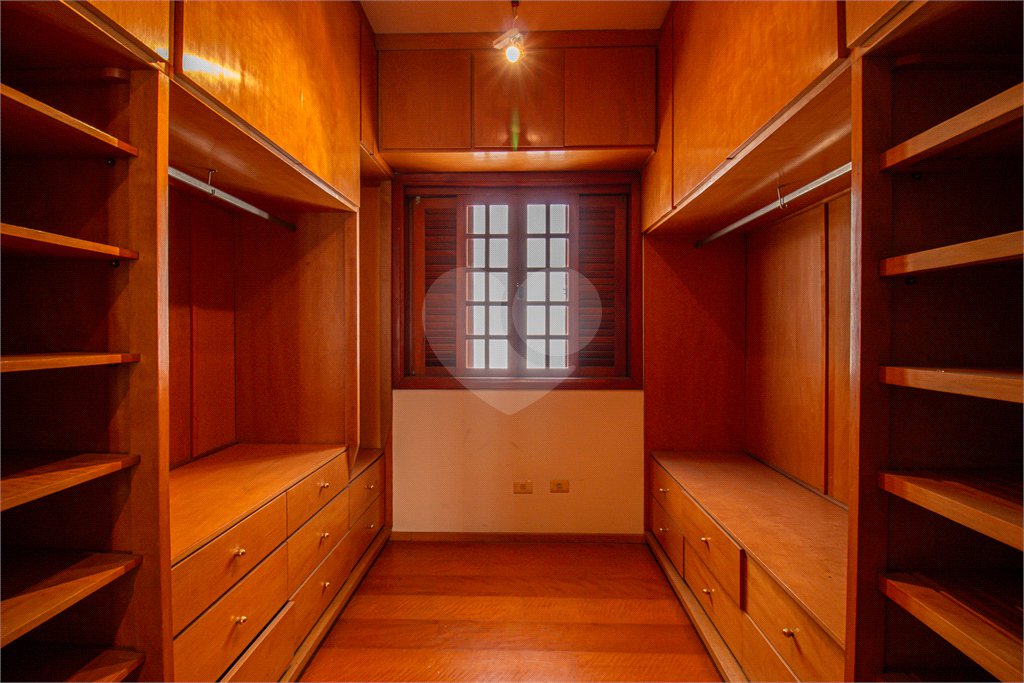 Casa à venda com 3 suítes em Chácara Flora, São Paulo, SP