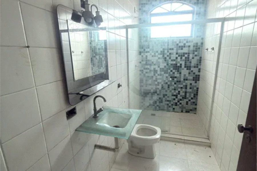 Casa Completa à Venda ou para Locação no Bairro Caxambu– Conforto e Sofisticação!