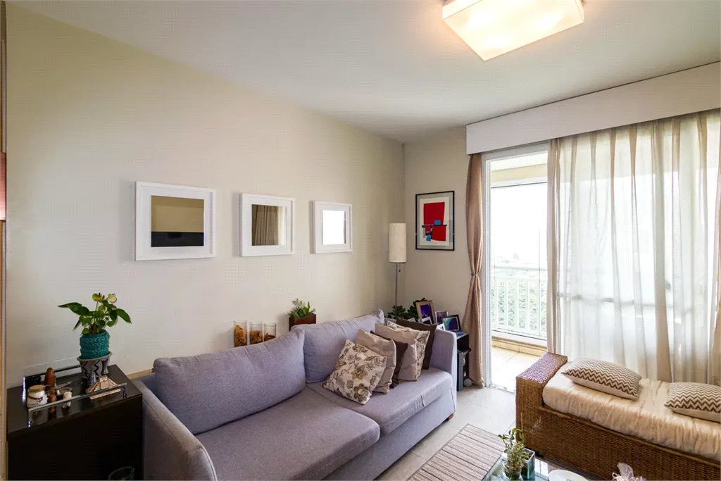 Apartamento à venda com 3 quartos, sendo 2 suítes, em Morumbi, São Paulo, SP