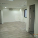 Conjunto comercial na Vila Olimpia