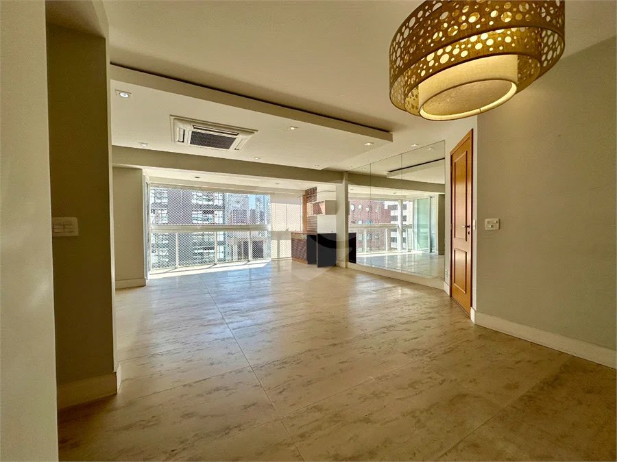 Apartamento para Locação na Vila Olímpia | 126 m² | 3 Suítes | 3 Vagas