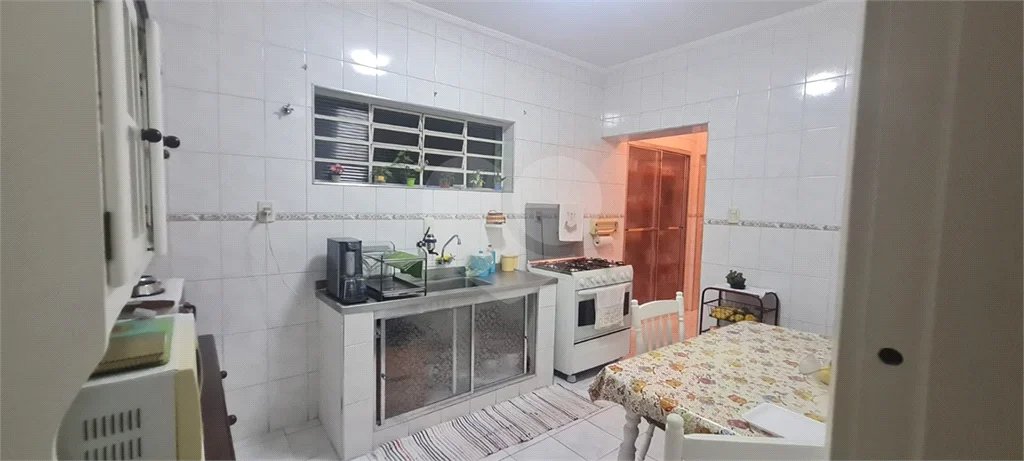 Casa com 3 Dormitórios no Campo Belo