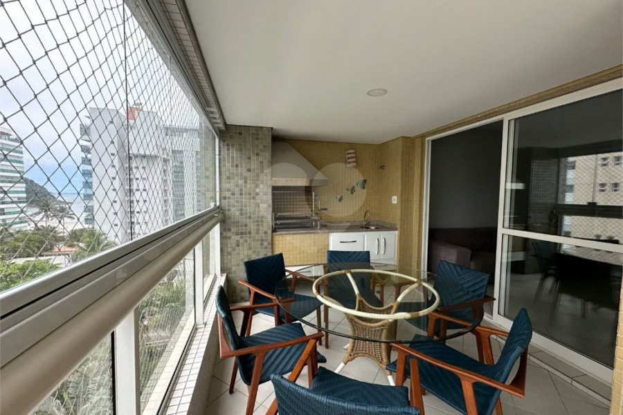 Apartamento à venda com 4 quartos, sendo 2 suítes, em Riviera de São Lourenço, Bertioga, SP