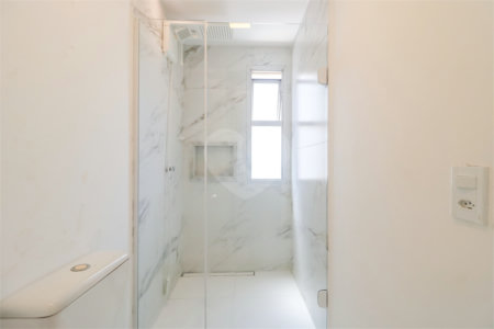 Apartamento 1 Dormitório à Venda na Rua Frei Caneca