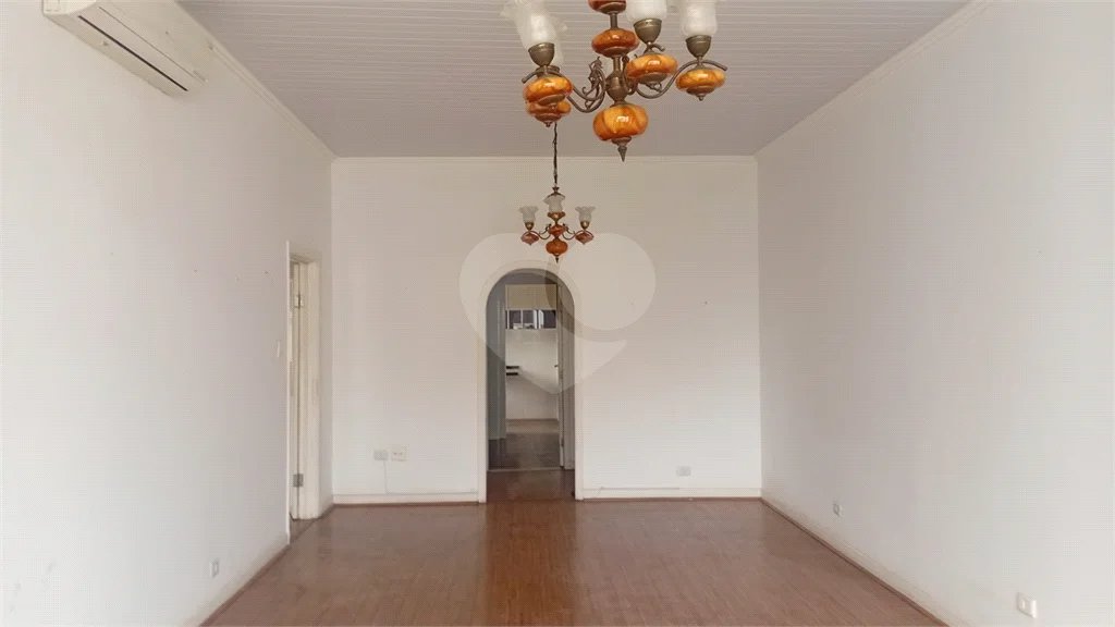 Apartamento à venda no Boqueirão, 3 quartos (2 suítes), garagem