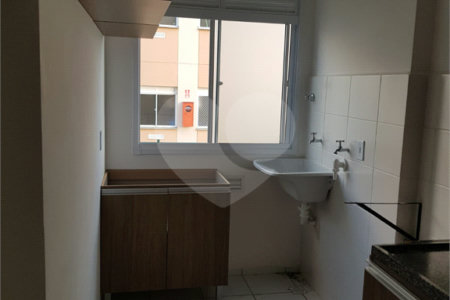 Apartamento em condomínio fechado em Itatiba- SP.