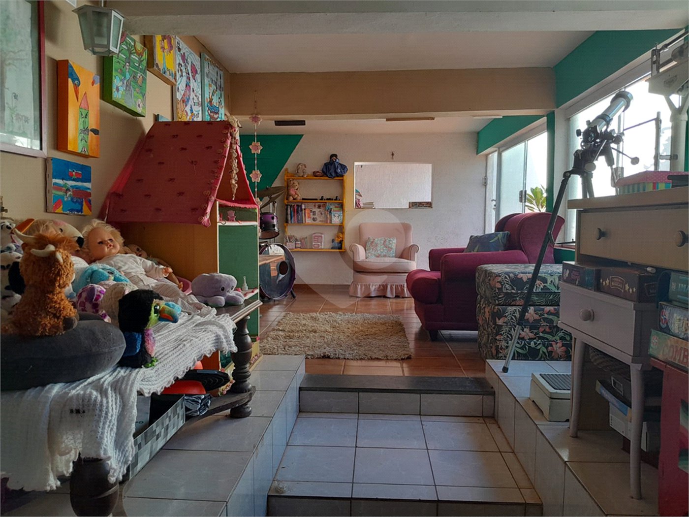 Casa com 4 dormitórios sendo 1 suíte a venda no bairro Samambaia