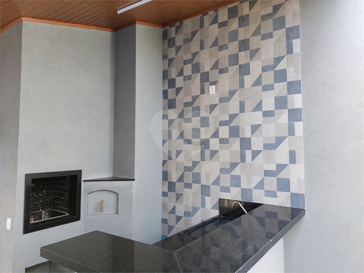 Casa à venda ou para alugar com 3 suítes em Pinheirinho, Vinhedo, SP
