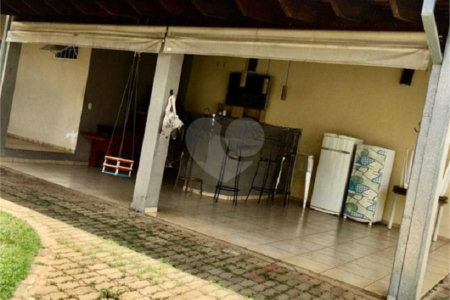 Casa com piscina