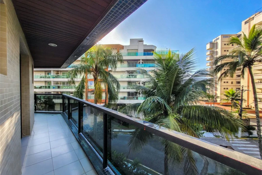 Apartamento à venda com 5 quartos, sendo 3 suítes,  em Riviera de São Lourenço, Bertioga, SP