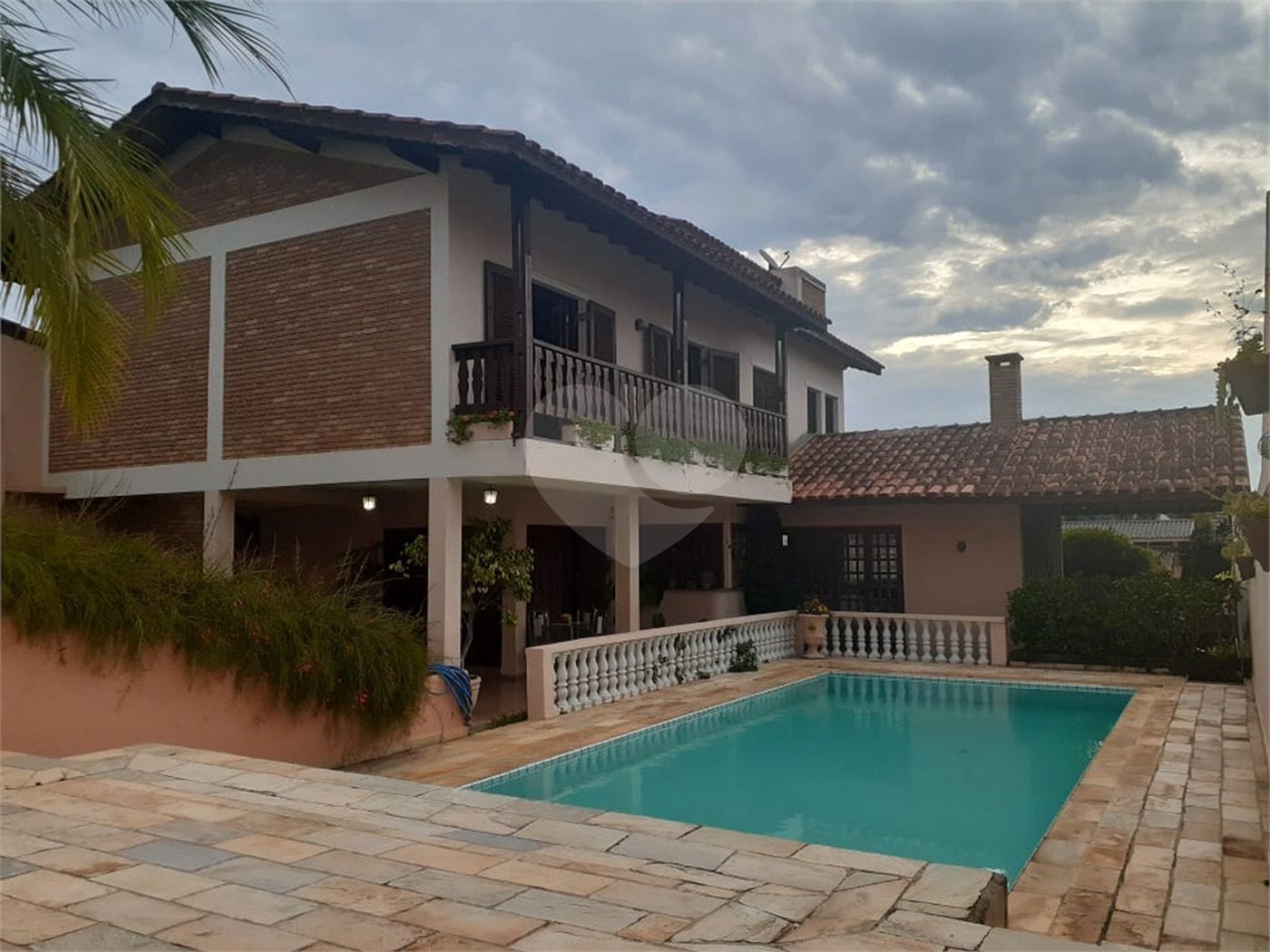 Casa com 4 dorms, Jardim Paulista, Atibaia
