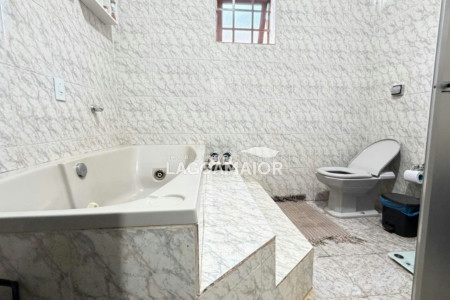 Casa à venda com 3 quartos, sendo 1 suíte, em Jardim Cangalha, Três Lagoas - MS