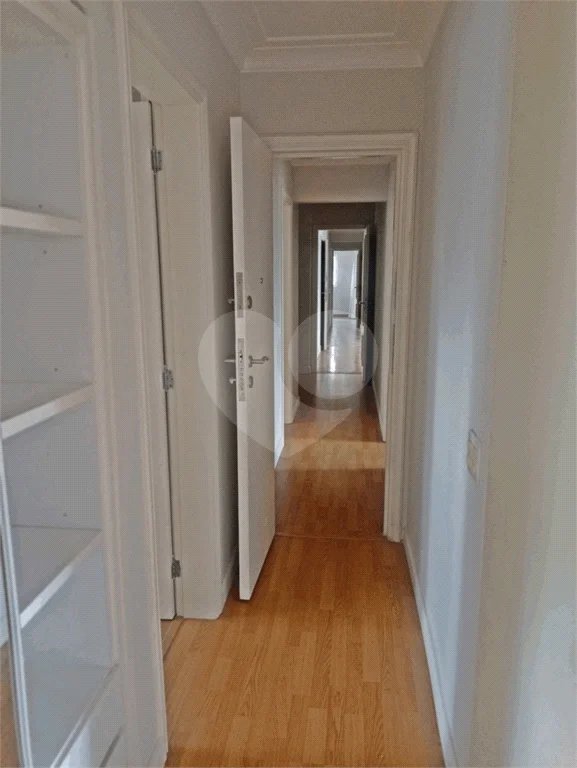 Apartamento a venda com 252 m² no Campo belo.