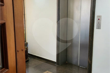 APTO 4 DORM (SUÍTES) E 5 GARAGENS NA SAÚDE