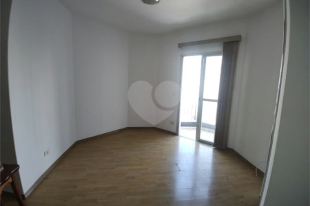 Apartamento com 1 dormitório 1 vaga na Bela Vista