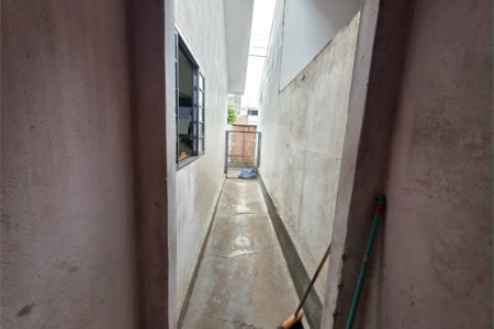 Casa térrea, 2 dormitórios com salão comercial Jd. Nova São Carlos