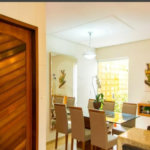 Sobrado com 180m² , 3 dormitórios , sendo 3 suítes , 3 vagas de garagem , churrasqueira e Jardim de inverno , à venda na Vila Scarpelli , Santo André.